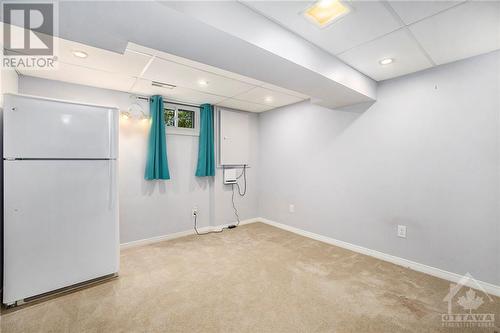 25 Glamorgan Drive, Kanata, ON - Indoor Photo Showing Other Room