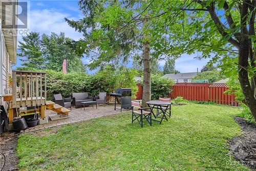 25 Glamorgan Drive, Kanata, ON - Outdoor With Backyard