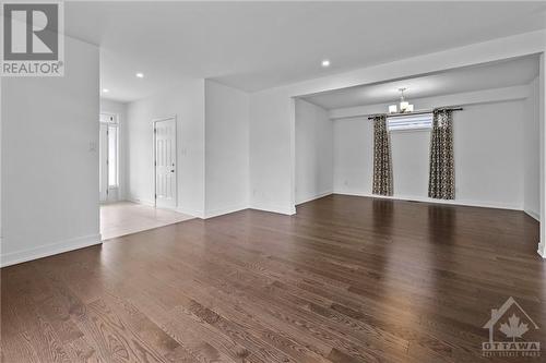 301 Chamomile Way, Ottawa, ON - Indoor Photo Showing Other Room