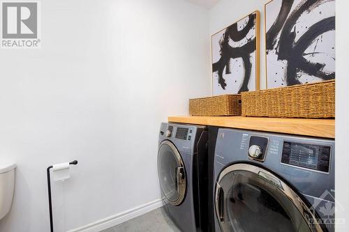 552 Mutual Street, Ottawa, ON - Indoor Photo Showing Laundry Room