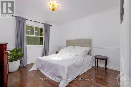 552 Mutual Street, Ottawa, ON - Indoor Photo Showing Bedroom