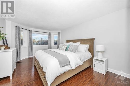 75 Saddlehorn Crescent, Kanata, ON - Indoor Photo Showing Bedroom