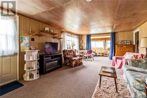 17 Sandpiper Place, Grande-Digue, NB - Indoor Photo Showing Living Room