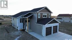 834 Bentley MANOR  Saskatoon, SK S7L 7N2