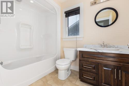 6 River Front Drive, St. Philips, NL - Indoor Photo Showing Bathroom