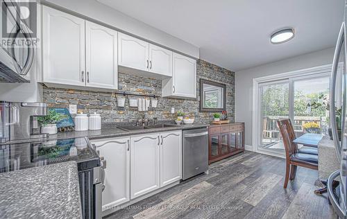 96 Freeland Avenue, Clarington (Bowmanville), ON - Indoor Photo Showing Kitchen