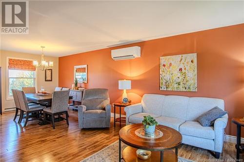 23 Matthews Drive, Quispamsis, NB - Indoor Photo Showing Living Room