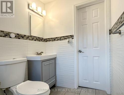 6446 Sherwood Road, Niagara Falls, ON - Indoor Photo Showing Bathroom