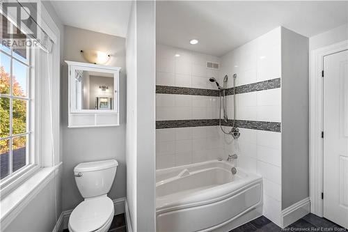 55 Garden Hill Avenue, Moncton, NB - Indoor Photo Showing Bathroom