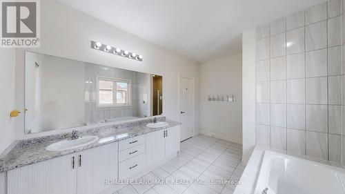 208 Wesmina Avenue, Whitchurch-Stouffville, ON - Indoor Photo Showing Bathroom