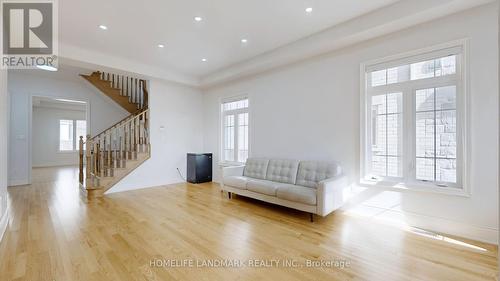 208 Wesmina Avenue, Whitchurch-Stouffville, ON - Indoor Photo Showing Other Room