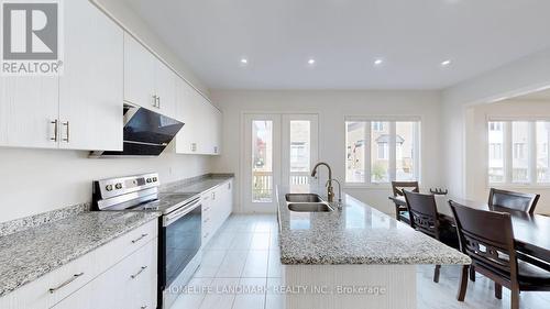 208 Wesmina Avenue, Whitchurch-Stouffville, ON - Indoor Photo Showing Kitchen With Double Sink With Upgraded Kitchen