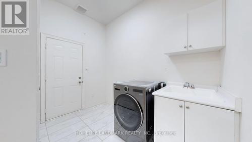 208 Wesmina Avenue, Whitchurch-Stouffville, ON - Indoor Photo Showing Laundry Room