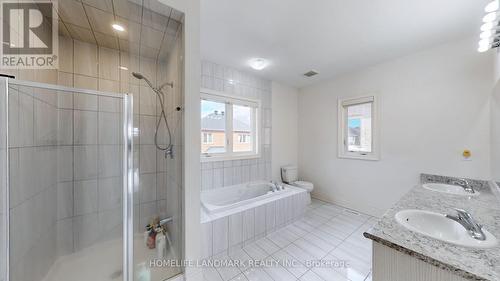 208 Wesmina Avenue, Whitchurch-Stouffville, ON - Indoor Photo Showing Bathroom