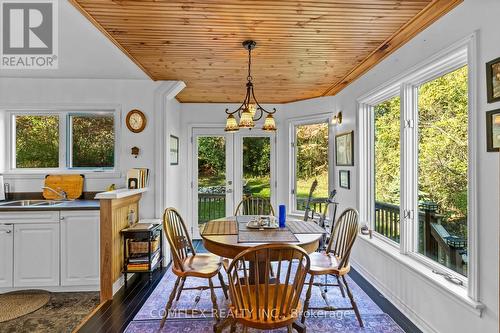 5202 Kelly Road, Hamilton Township, ON - Indoor Photo Showing Dining Room