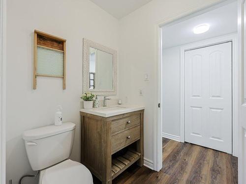 Powder room - 84 Rue Du Couvent, Saint-André-D'Argenteuil, QC - Indoor Photo Showing Bathroom