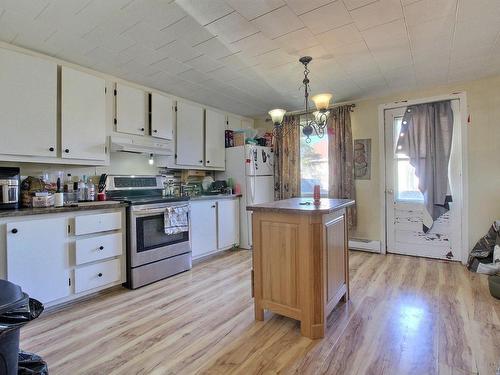 Kitchen - 2150  - 2152 Rue Sherbrooke, Magog, QC - Indoor Photo Showing Kitchen