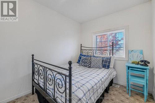 89 Mosaics Avenue, Aurora, ON - Indoor Photo Showing Bedroom