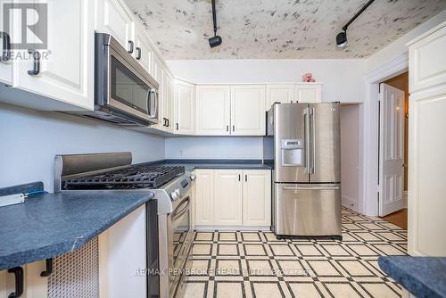 311 Supple Street, Pembroke, ON - Indoor Photo Showing Kitchen