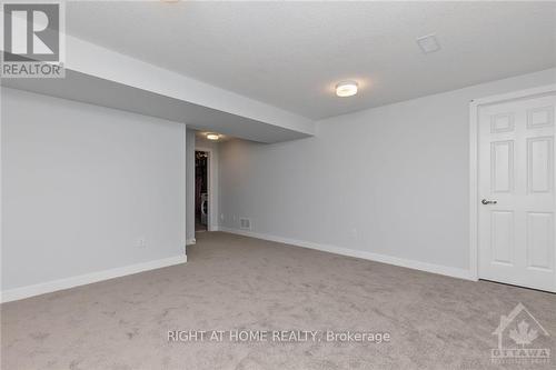 339 Crossway Terrace, Ottawa, ON - Indoor Photo Showing Other Room