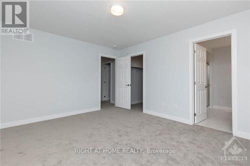 339 Crossway Terrace, Ottawa, ON - Indoor Photo Showing Other Room