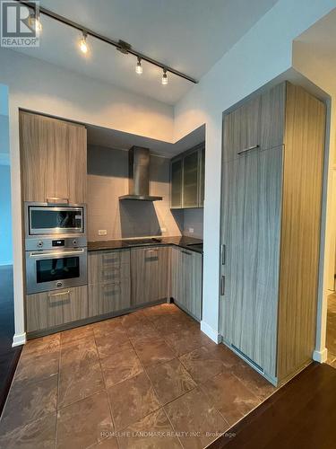 3710 - 14 York Street, Toronto, ON - Indoor Photo Showing Kitchen