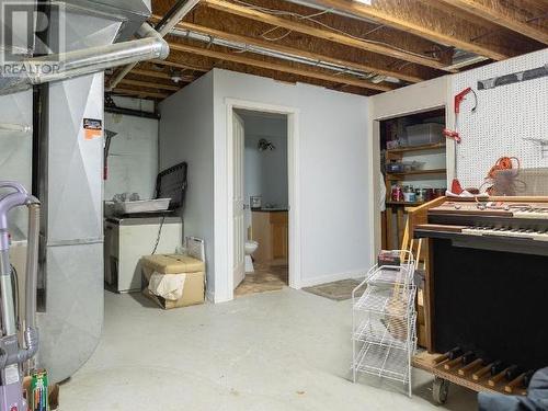 7171 Georgia Cres, Powell River, BC - Indoor Photo Showing Basement