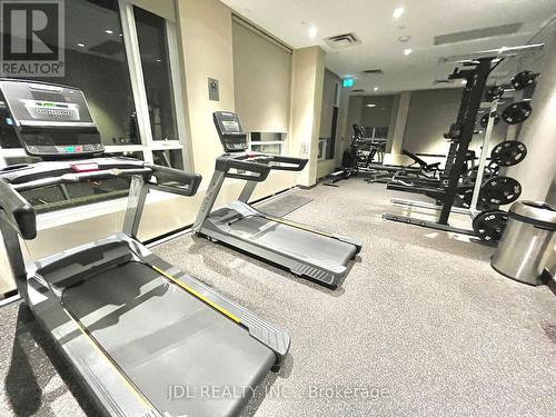 816 - 60 Honeycrisp Crescent, Vaughan, ON - Indoor Photo Showing Gym Room