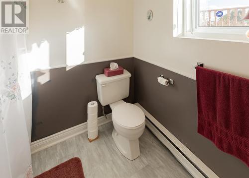 2 Carrigan Place, Conception Bay South, NL - Indoor Photo Showing Bathroom