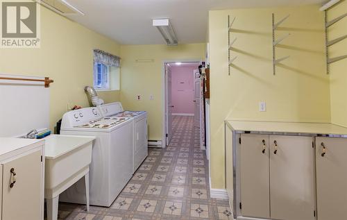 2 Carrigan Place, Conception Bay South, NL - Indoor Photo Showing Laundry Room