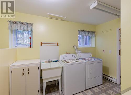 2 Carrigan Place, Conception Bay South, NL - Indoor Photo Showing Laundry Room