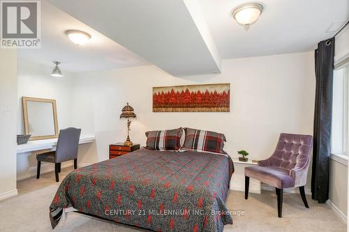 20334 Main Street, Caledon, ON - Indoor Photo Showing Bedroom