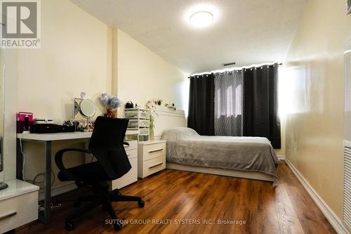 161 - 1395 Williamsport Drive, Mississauga, ON - Indoor Photo Showing Bedroom