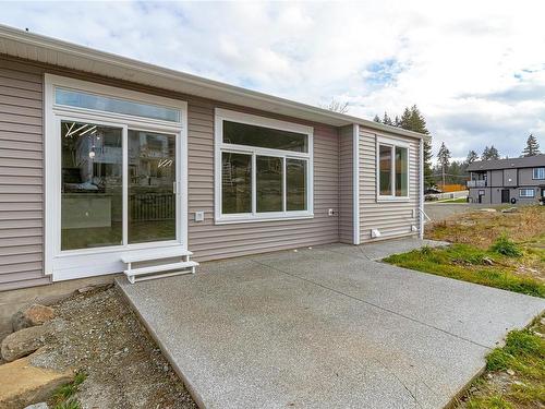 812 Russell Rd, Ladysmith, BC 