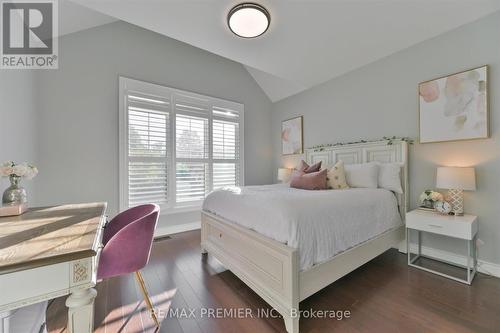 83 Heintzman Crescent, Vaughan, ON - Indoor Photo Showing Bedroom