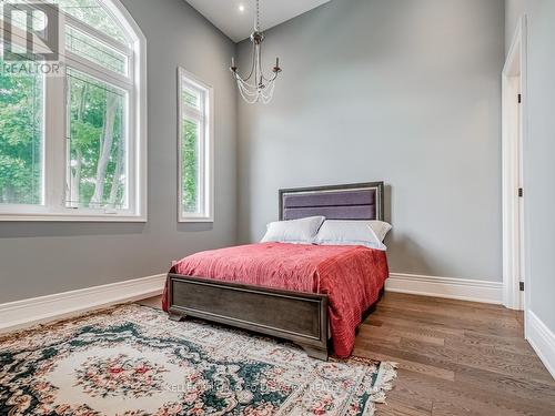 96 Elmcrest Road W, Toronto, ON - Indoor Photo Showing Bedroom