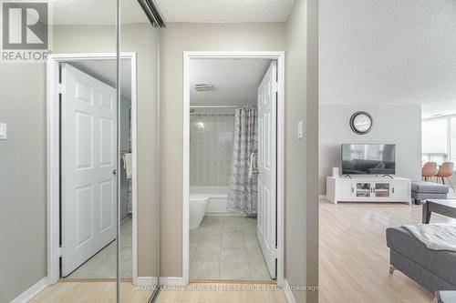 102 - 700 Constellation Drive, Mississauga, ON - Indoor