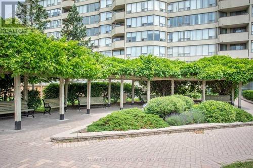 102 - 700 Constellation Drive, Mississauga, ON - Outdoor