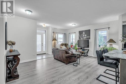 145 Walleye Private, Barrhaven, ON - Indoor Photo Showing Living Room