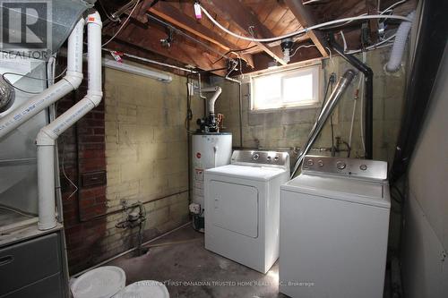 633 Confederation Street, Sarnia, ON - Indoor Photo Showing Laundry Room