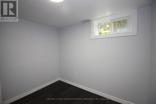 633 Confederation Street, Sarnia, ON - Indoor Photo Showing Other Room