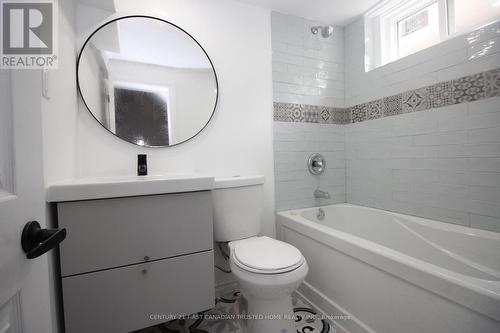 633 Confederation Street, Sarnia, ON - Indoor Photo Showing Bathroom