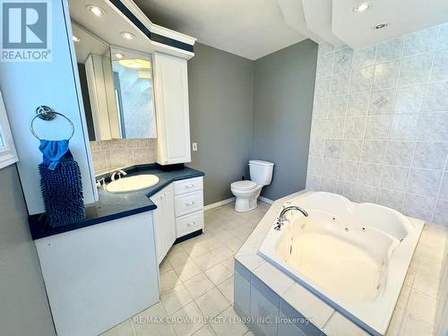 118 Brunelle Road N, Kapuskasing, ON - Indoor Photo Showing Bathroom