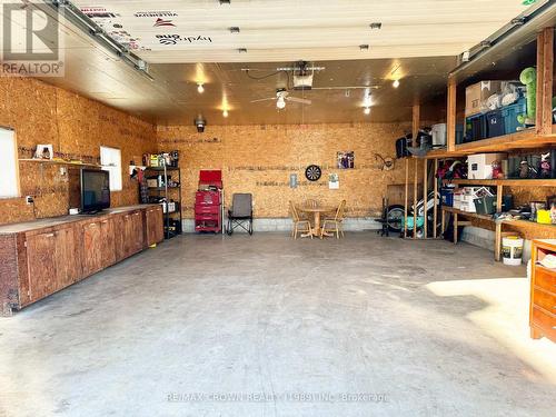 118 Brunelle Road N, Kapuskasing, ON - Indoor Photo Showing Garage