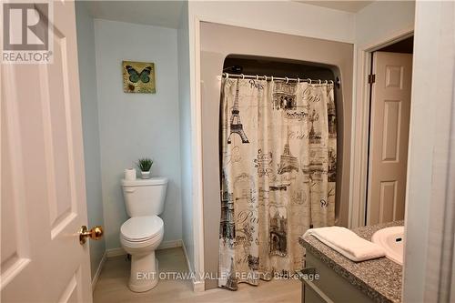 701 Fischer Street, Pembroke, ON - Indoor Photo Showing Bathroom