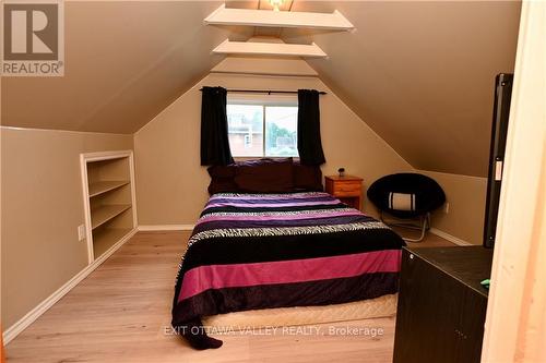 701 Fischer Street, Pembroke, ON - Indoor Photo Showing Bedroom