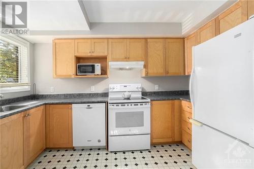 249 Clarence Street, Ottawa, ON - Indoor Photo Showing Kitchen