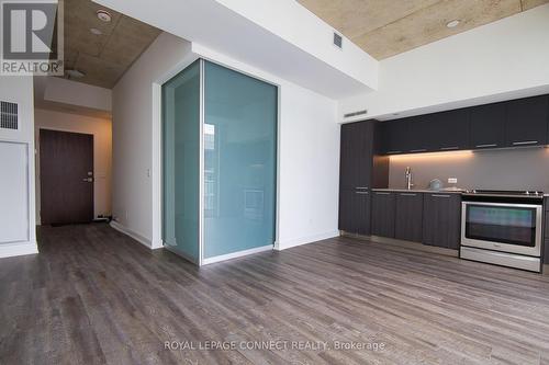 922 - 15 Baseball Place, Toronto, ON - Indoor Photo Showing Kitchen