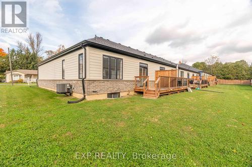 9.5 South Court Street W, Norwich (Norwich Town), ON - Outdoor With Deck Patio Veranda With Exterior