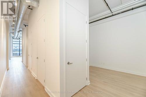 325 - 43 Hanna Avenue, Toronto, ON - Indoor Photo Showing Other Room